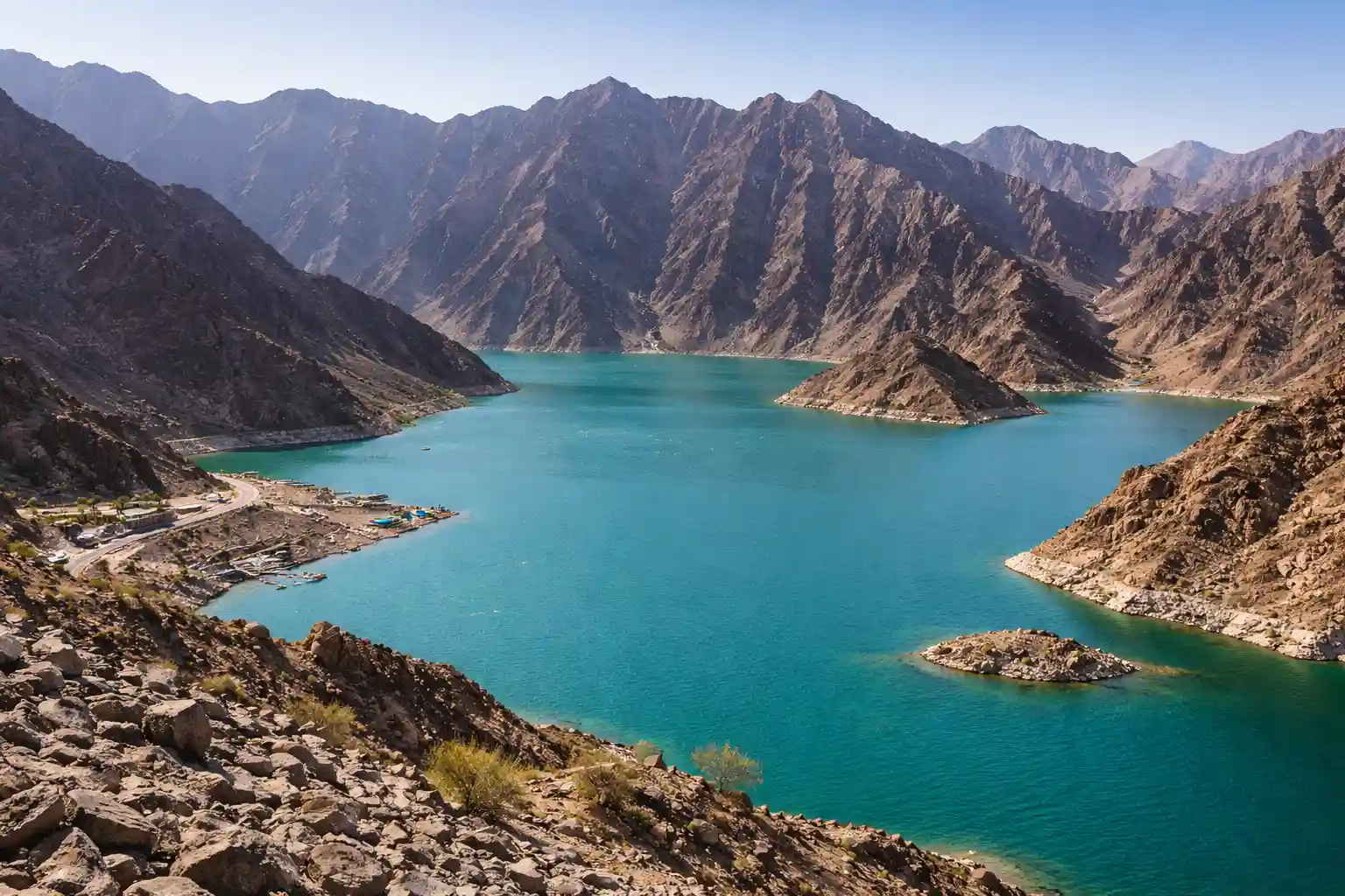 Scenic mountain and lake view in Hatta UAE hidden travel destination